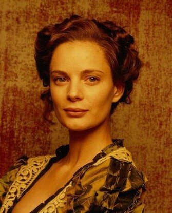 Gabrielle Anwar Wallpaper Hot