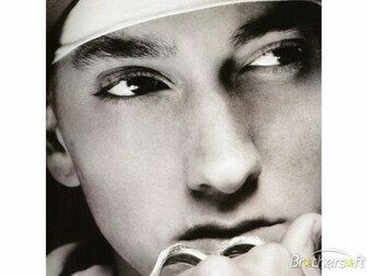 Eminem Screensaver