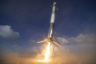 See How Difficult It Is To Land A Rocket With Simple