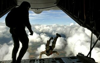 Airborne Parachute Wallpaper HD S