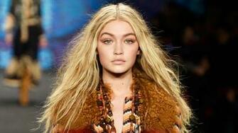 Gigi Hadid HD Wallpaper