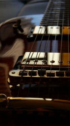 iPhone Wallpaper Objects Guitar