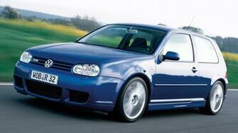 Volkswagen Golf R32 Wallpaper