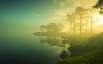 Hazy Shoreline Desktop Wallpaper