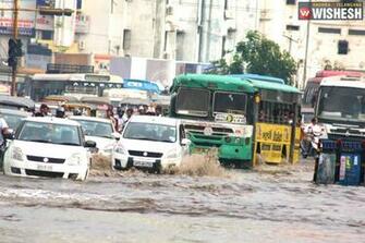 Heavy Rainfall And Thunderstorm For Next Hours In Ap Ts Imd