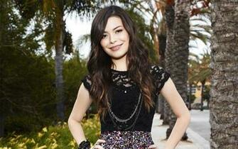 Miranda Cosgrove Wallpaper