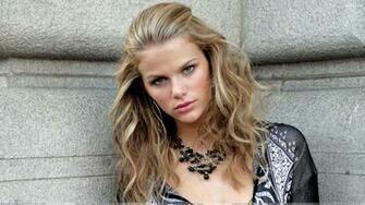 Brooklyn Decker Wallpaper Photos Image In HD