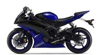 Yamaha Yzf R1 Desktop Wallpaper Image Pictures