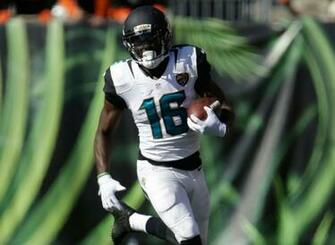 Denard Robinson Wallpaper Jaguars Imgkid The
