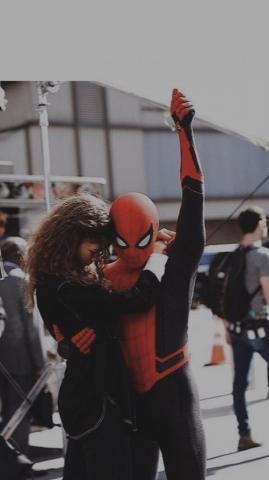 Wallpaper Headers On Tom Holland Spiderman