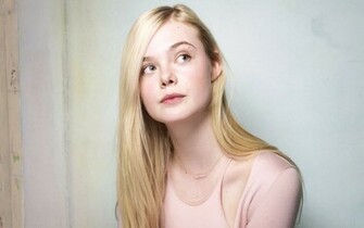 Elle Fanning Wallpaper HD