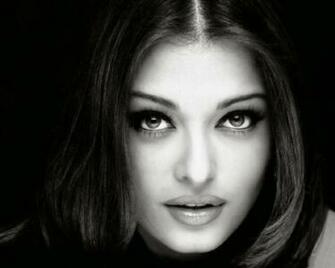 Aishwarya Rai The Beauty Queen Wallpaper HD