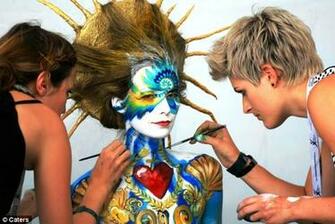 Body Painting Artist Background Wallpaper Hivewallpaper