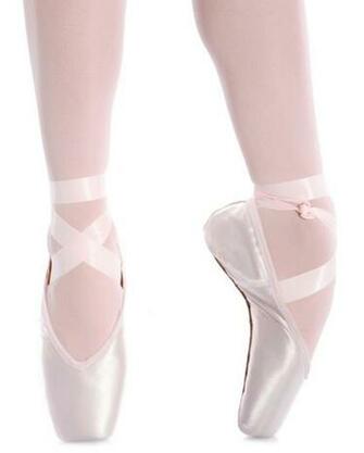 Pointe Shoes Wallpaper HD