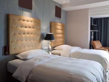 About Hotel Wallpaper