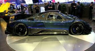 Pagani Zonda Revolucion Wallpaper Interior
