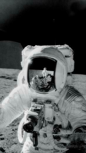 Walk On The Moon Best Htc One Wallpaper And Easy To