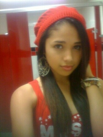 Jasmine V Image Wallpaper