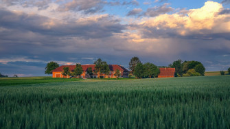 HD Desktop Wallpaper Sky Summer House Field Cloud Farm Man