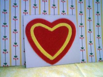 Dollhouse Red Yellow Rug Goes With Mary Engelbreit Kitchen Wallpaper