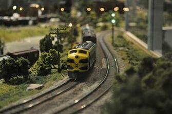 Model Train Toy Railroad Minature Trains Tracks Wallpaper