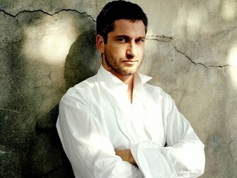 Gerard Butler HD Wallpaper In Celebrities M Imageci