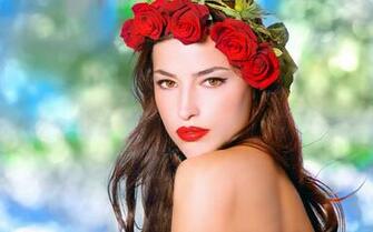 Amazing Babe Glamorous Red 04august2015tuesday