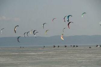 Snowkiting 1080p 2k 4k 5k HD Wallpaper