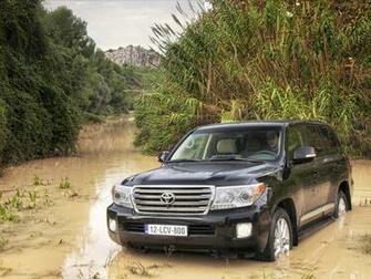 Toyota Land Cruiser V8 Exotic Car Picture Of
