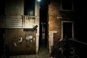 Venice Alley Street Buildings Wallpaper Photo From Needpix