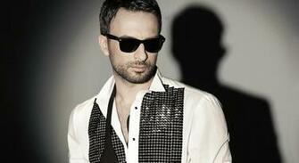 Men S White And Black Dress Shirt Tarkan Teveto Lu Singer Actor