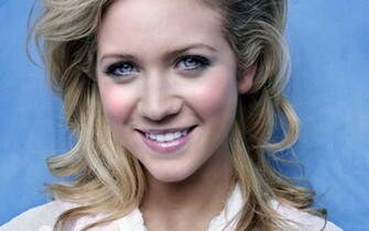 Brittany Snow Wallpaper