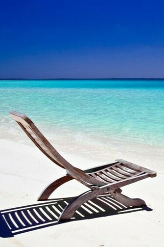 Paradise Beach Chair iPhone HD Wallpaper