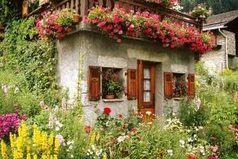 Beautiful House Wallpaper And Make This For Your Desktop