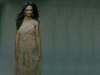 Katie Holmes Wallpaper HD