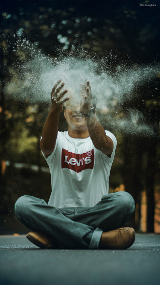 Man Splash Particles Road 4k Ultra HD Mobile Wallpaper