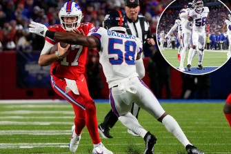 Bobby Okereke Emerging As Big Defensive Force For Giants Middle East Wallpaper
