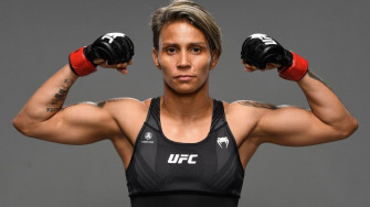 Amanda Lemos Encara Mackenzie Dern No Ufc Ap S Les O De Tatiana Wallpaper