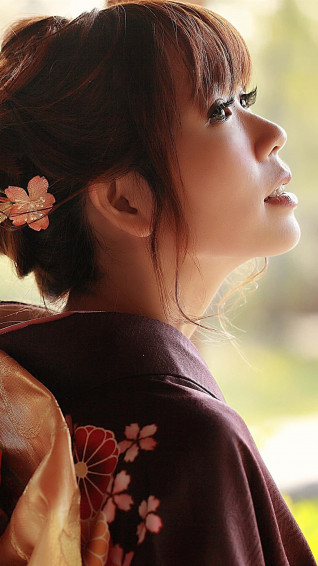 Japanese Women Wallpaper