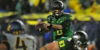 Heisman Watch Marcus Mariota Johnny Manziel Stay Strong Heading Into
