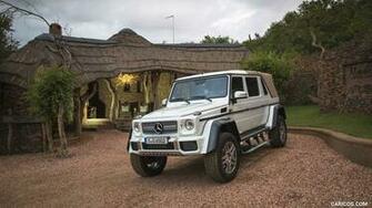 Mercedes Maybach G Landaulet Front Three Quarter HD