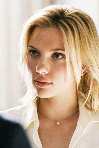 Scarlett Johansson iPhone Wallpaper Car Pictures