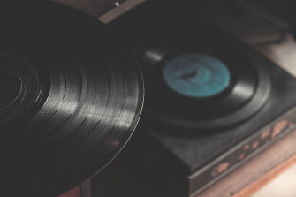Retro Vinyl Record Wallpaper