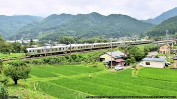 These Incredible Photos Of Japan S Trains Will Make You Famous