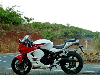 Hyosung Gt250r Photos And Wallpaper Bikersnews R Comet