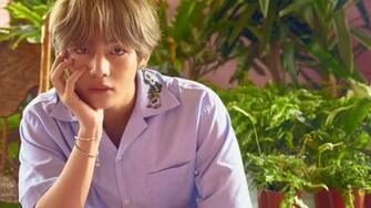 Bts V Desktop Wallpaper Top Background