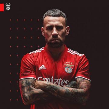 Nicol S Otamendi