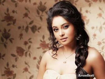 Search Tamil Movie Actress Arundhati Exclusive Wallpaper Gallery