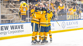 Hockey Set To Host Army In Aha Postseason Quarterfinals This
