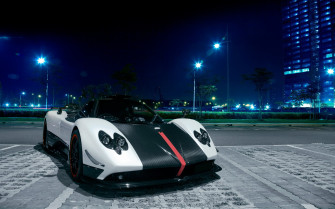 Stunning Pagani Zonda HD Wallpaper At Night